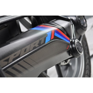 01-img-uniracing-adhesivo-protector-moto-k47946 2